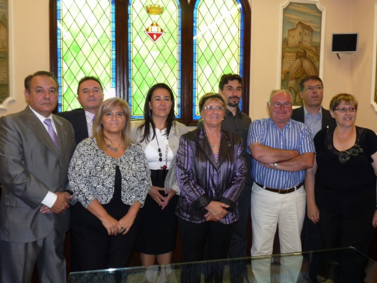 Membres de l'equip de govern 2011-2015 al Ple d'Investidura de juny del 2011. D'esq. a dreta: J. Segrelles, M. Rovira, C. Cabeza, À. Marcuello, T. Padrós, J.C. Tinoco, P. Sánchez, D. Abascal i C. Sanz.