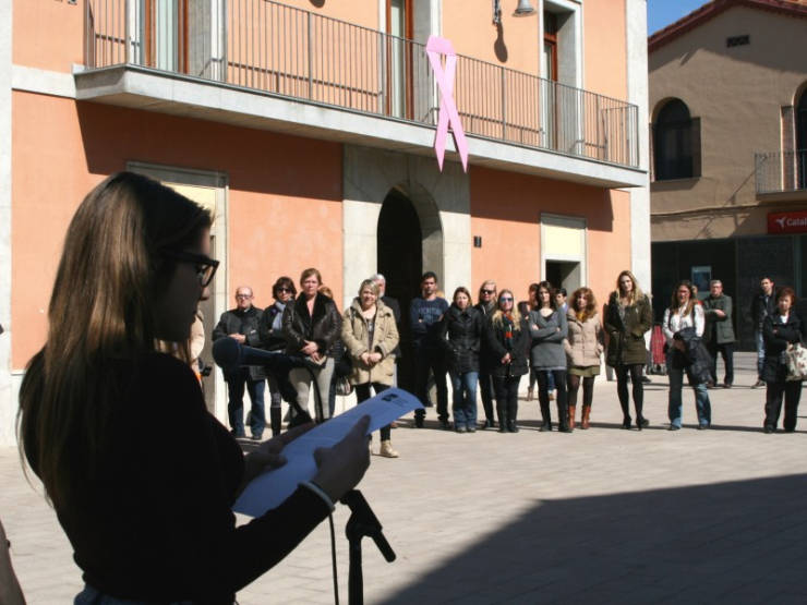 Dia Internacional de les Dones. Una alumna del PTT llegeix el Manifest del 8 de març.