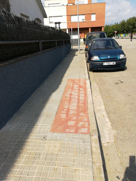 Arranjament vorera carrer Josep Brunés