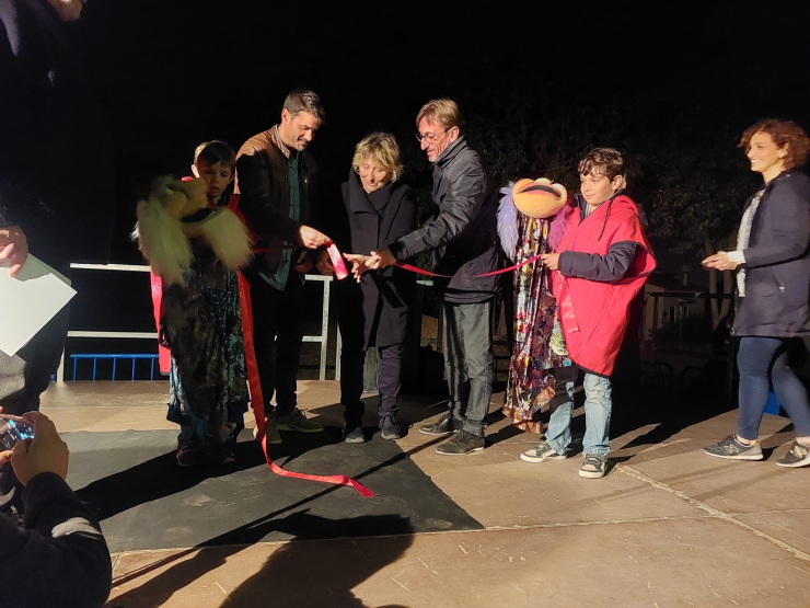 1. Tallada de cinta inauguració.jpeg