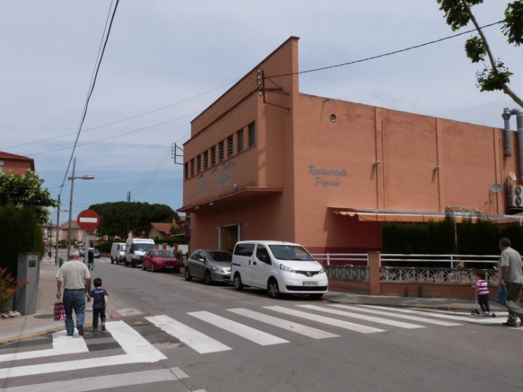 Passos de vianants al c. Dom Bosco