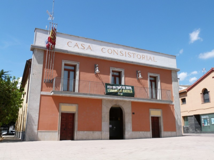 Façana de la Casa Consistorial, juliol del 2013
