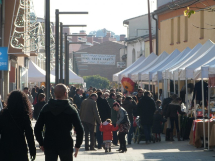El conveni inclou accions per dinamitzar la Fira de Santa Llúcia, entre altres.
