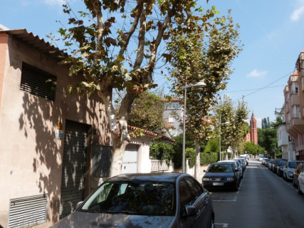 El transformador que va patir l'explosió està situat al carrer Barcelona, al centre de la vila.