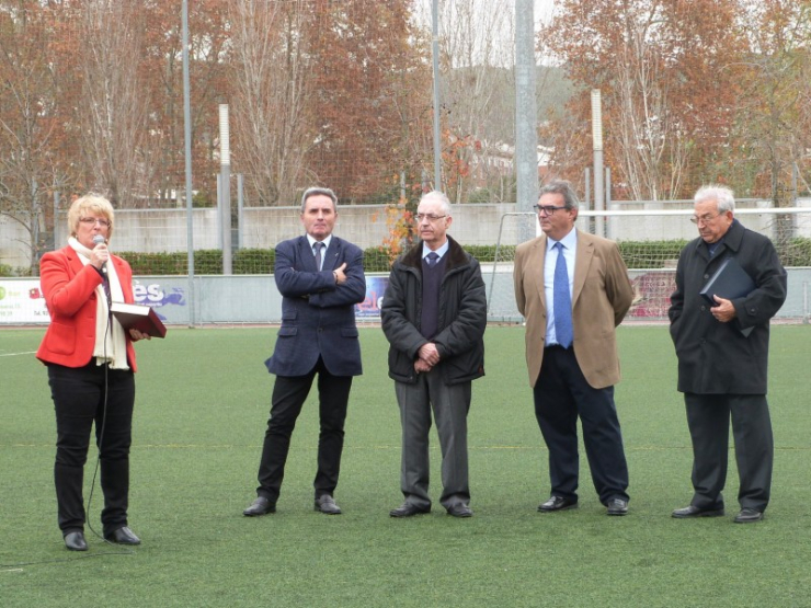 Parlaments en la inauguració de les millores al camp de futbol i d'homenatge a Francesc Serracanta.