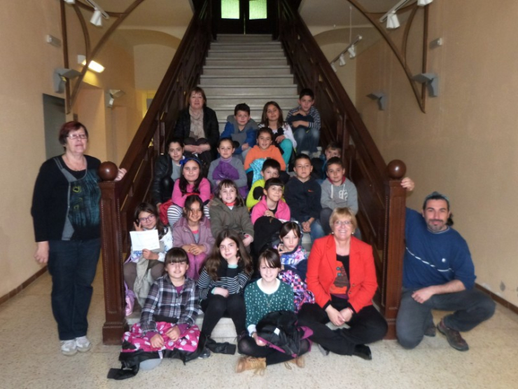 Visita d'alumnes de l'Escola Can Cladellas a l'Ajuntament.