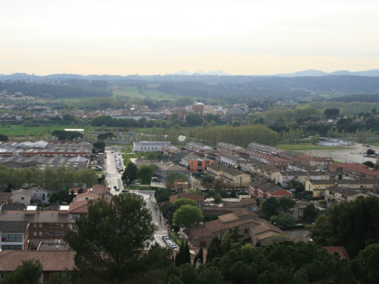 Panoràmica parcial de Palau-solità i Plegamans. Vista cap a l'oest.