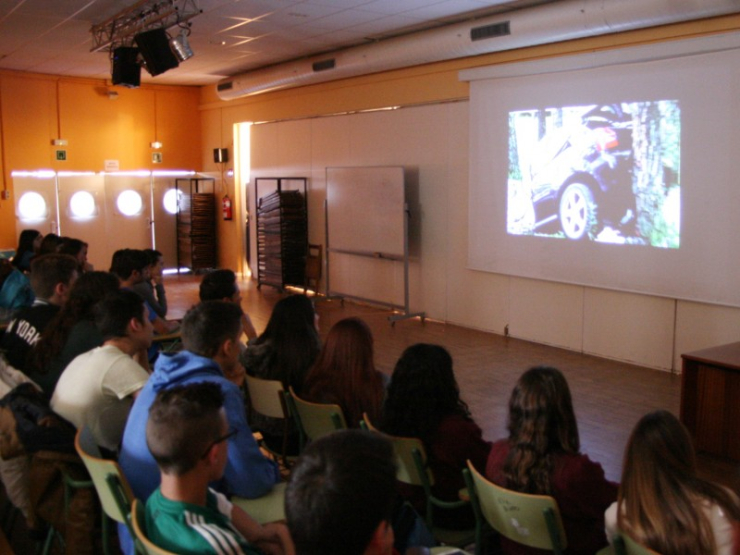 Xerrada 'Game Over', de l'Institut Guttmann, amb alumnes de 4t d'ESO.
