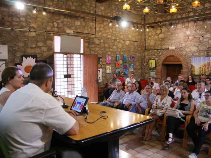 Sessió informativa sobre el Pla funcional de la nova Biblioteca Municipal.