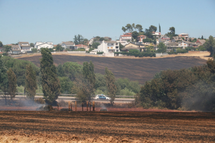Incendi forestal del 4 de juliol del 2017 entre els barris dels Turons i Can Falguera, a Palau-solità i Plegamans.