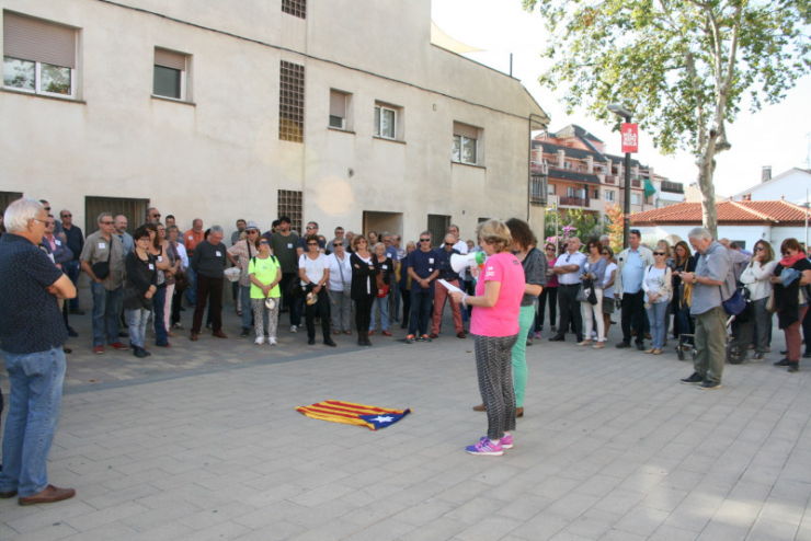 Concentració ciutadana per rebutjar l'empresonament de Jordi Cuixart i Jordi Sànchez i demanar-ne l'alliberament.