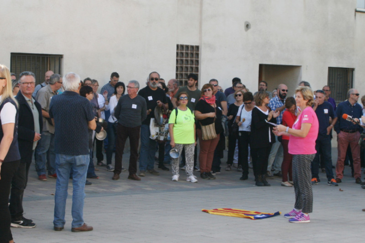 Concentració ciutadana per rebutjar l'empresonament de Jordi Cuixart i Jordi Sànchez i demanar-ne l'alliberament.