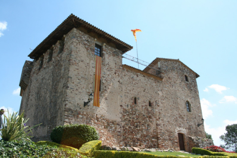 El Castell de Plegamans se suma a l'Hora del Planeta