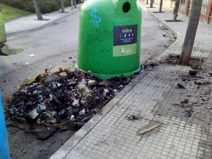 180220 vandalisme contenidors