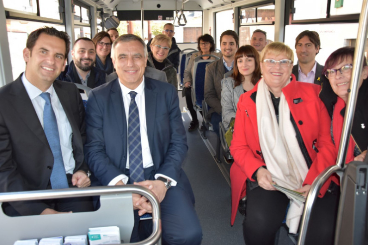 Interior d'un dels autobusos que faran el recorregut