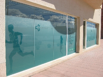 Façana del nou equipament obert a Palau