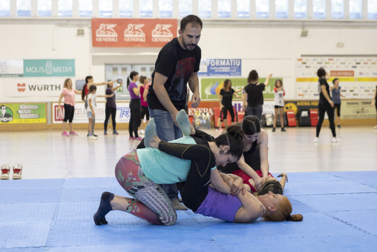 II Setmana de l'Esport Femení. Defensa personal.