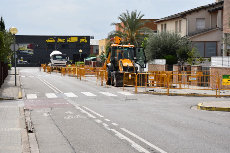 Obres de reurbanització del carrer Folch i Torres