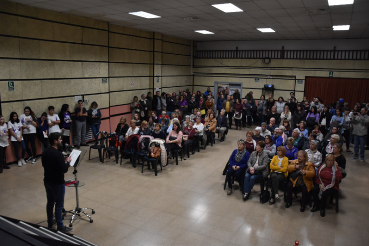 Acte 25N - Salutació i parlament alcalde Oriol Lozano.