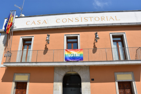 Bandera LGTBI a l'Ajuntament