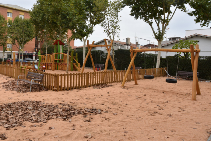 Parc infantil de la plaça Dr. Robert