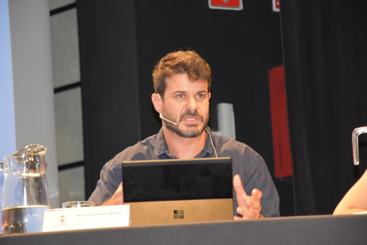 Audiència pública. L'alcalde, Oriol Lozano.
