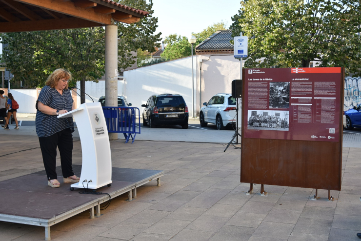 Inauguració plafó Ca l'Estruch 2