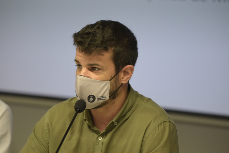 L'alcalde, Oriol Lozano, durant la presentació de Compraprop