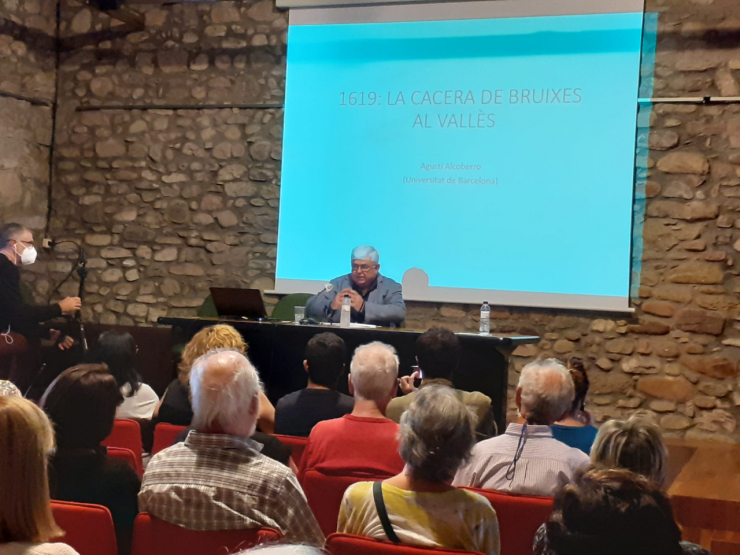 Conferència 'No eren bruixes, eren dones', a càrrec d'Agustí Alcoberro