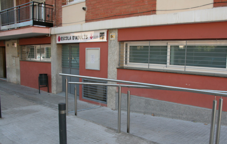 Escola Municipal d'Adults de Palau-solità i Plegamans.