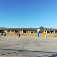 Estat actual del pati de primaria de L'escola Palau.jpg