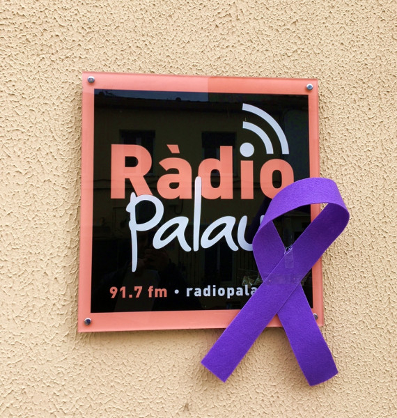 Logo Ràdio llaç lila