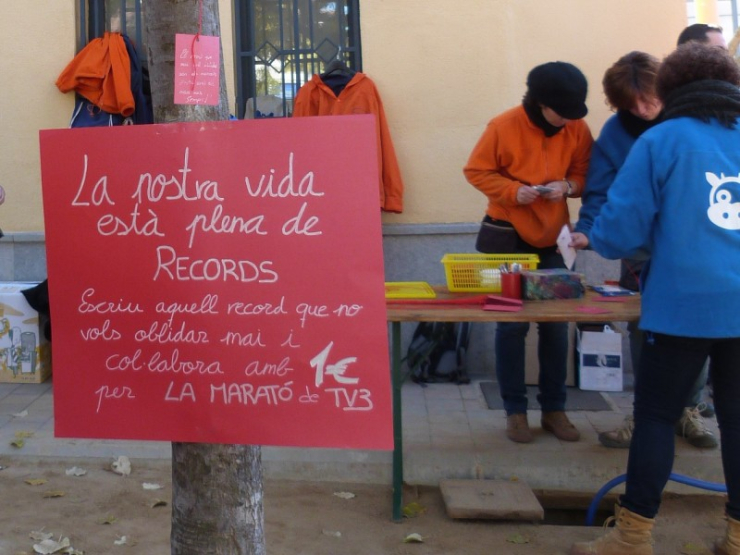 Tothom va poder penjar el seu record aportant 1€ per a la Marató.