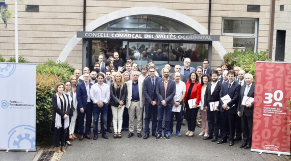 Imatge de grup dels signants del Pacte