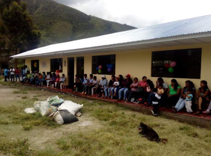 Inauguració de l'escola a Palcamayo