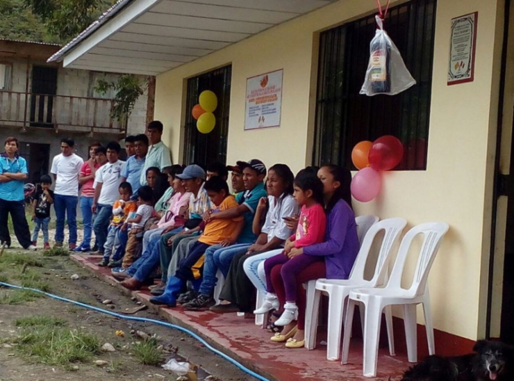 Inauguració de l'escola a Palcamayo