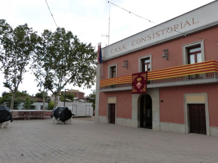 La Casa Consistorial, vestida de Festa Major