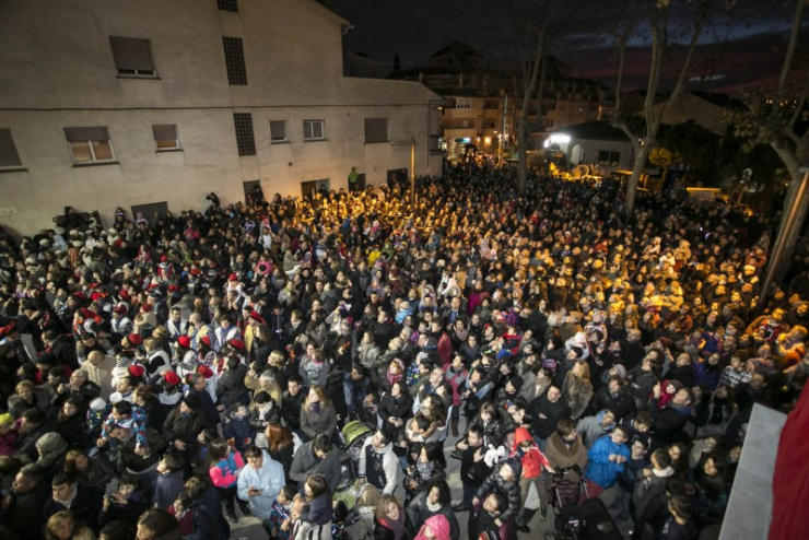 A la plaça de la Vila no hi cabia ni una agulla!