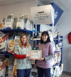 VetPalau segon comerç adherit al Voluntariat per la llengua
