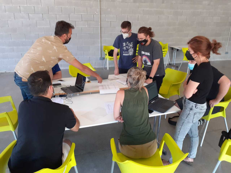 L’àrea de Joventut es reuneix amb entitats juvenils per dissenyar la reforma de la Sala Corral