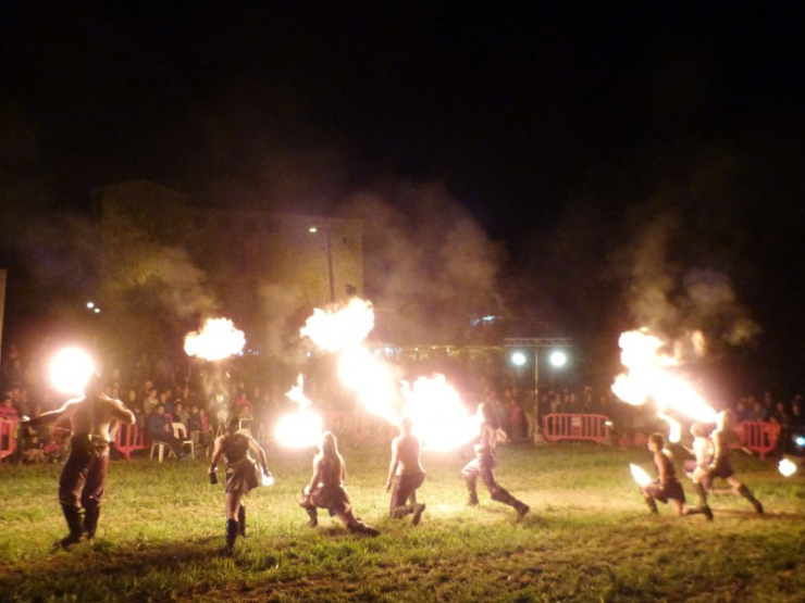 Espectacle de foc Excalibur al Mercat Medieval 2015.