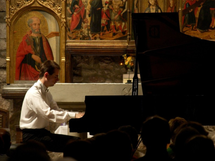 Concert de piano a les Nits Musicals de Santa Maria de Palau-solità.