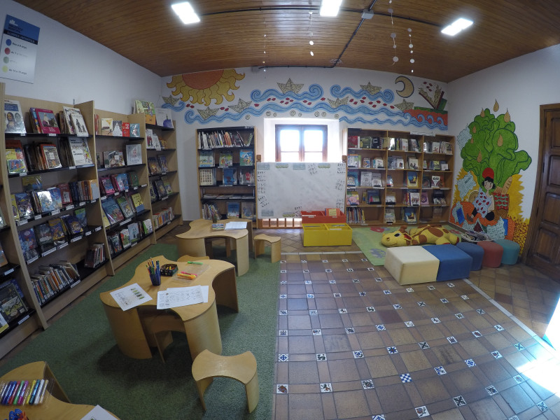 Biblioteca - Infantil i juvenil