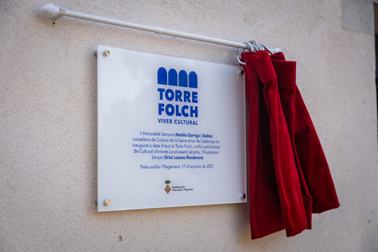 Inauguració Torre Folch. Placa commemorativa