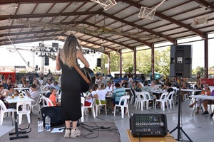 Concert Vermut amb Fenya Rai!